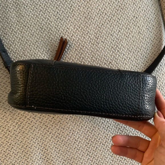 Fossil Leather Purse - Picture 3 of 6